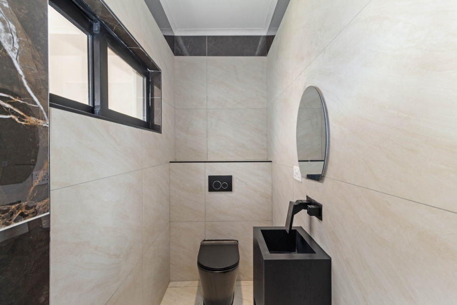 3 Bedroom Property for Sale in Sandown Western Cape